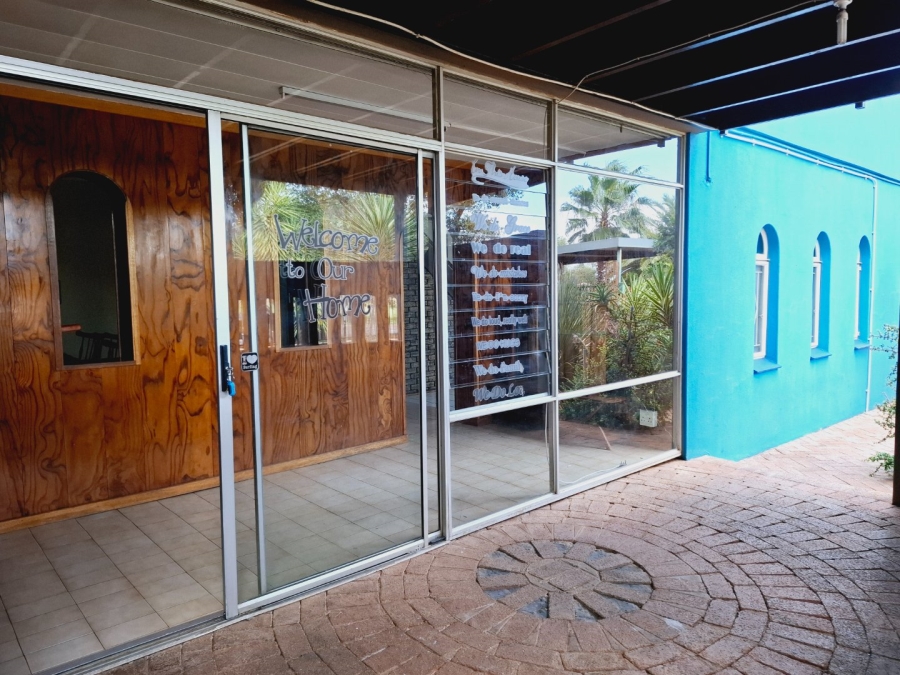 5 Bedroom Property for Sale in Fichardt Park Free State